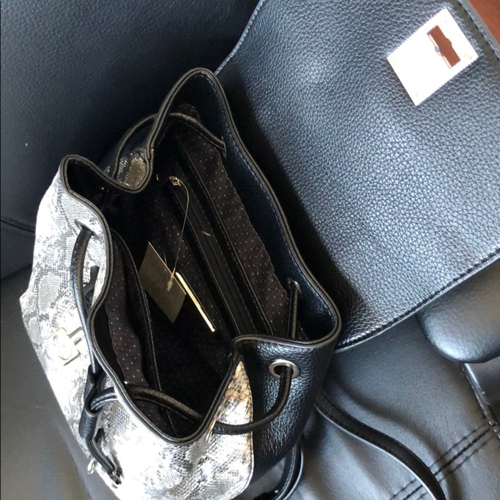 Last 1✨Tegan Vegan Leather Snakeskin Mini Backpack - Picture 7 of 8